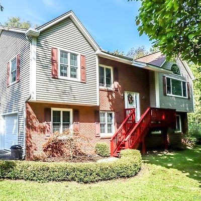 21 Ball Pond Rd, Danbury, CT 06811