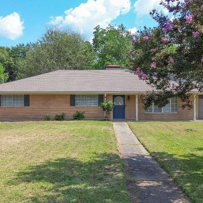 2102 Livingston St, Longview, TX 75601