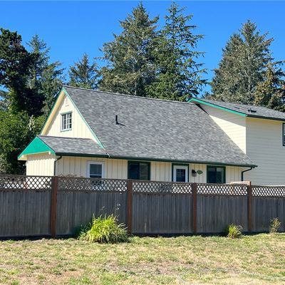 2104 272 Nd St, Ocean Park, WA 98640