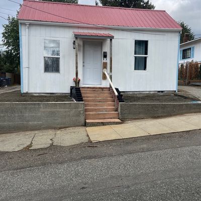 2108 1 St St, Bremerton, WA 98312