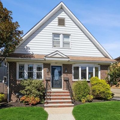 211 Newark Ave, Lyndhurst, NJ 07071