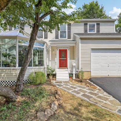 211 S Barton St, Arlington, VA 22204