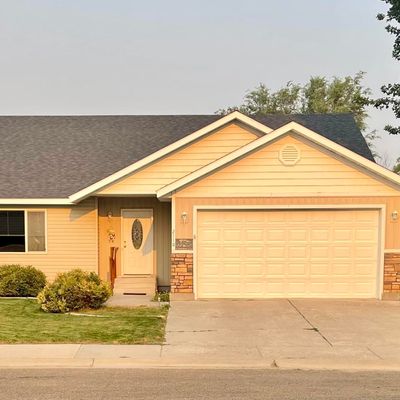 2110 California St, Gooding, ID 83330