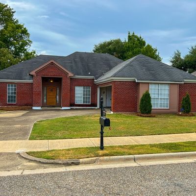 2112 Young Farm Pl, Montgomery, AL 36106