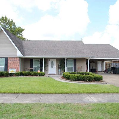 212 Aspen Dr, Houma, LA 70360