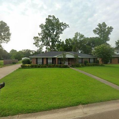 212 Forrest Dr, Natchez, MS 39120