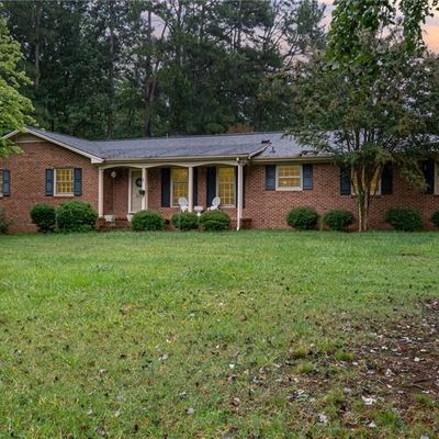 2127 Nc Highway 61, Liberty, NC 27298