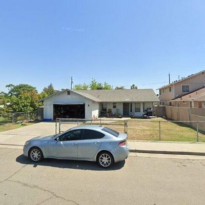 2131 Yerba St, Selma, CA 93662