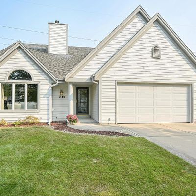 2140 Inverness Dr S, Waukesha, WI 53186