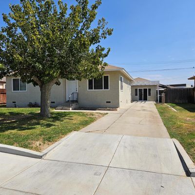 216 U St, Bakersfield, CA 93304