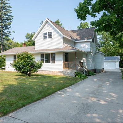 218 W Pine St, Sturgeon Bay, WI 54235