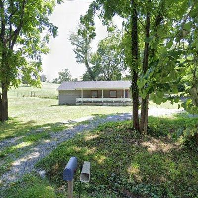 219 E Murray St, Fincastle, VA 24090