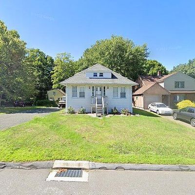 22 Yale Ave, Middlebury, CT 06762