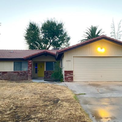 2200 Steven Ct, Bakersfield, CA 93306