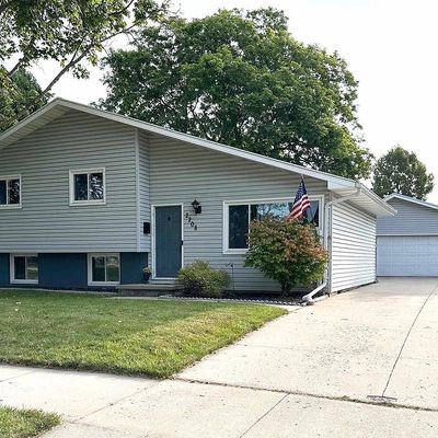 2208 Henry St, Neenah, WI 54956