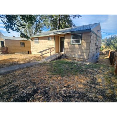 221 Nw 2 Nd St, Goldendale, WA 98620