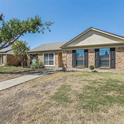 2225 Salerno Dr, Mesquite, TX 75150