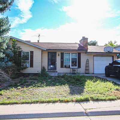 2260 S Lewiston St, Aurora, CO 80013