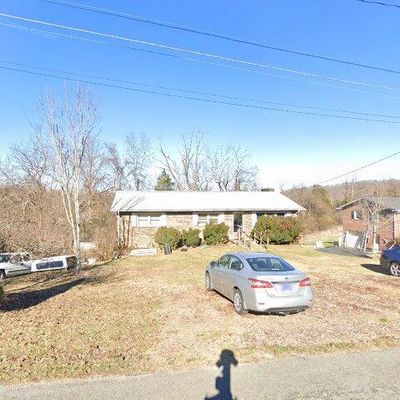 192 Rhody Dr, Johnson City, TN 37615