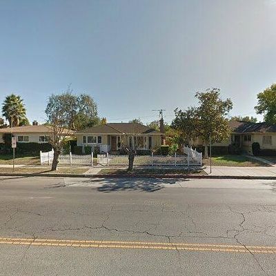 19460 Victory Blvd, Reseda, CA 91335