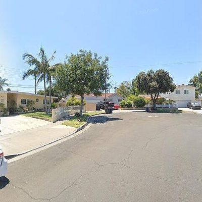 1948 W Pendleton Ave, Santa Ana, CA 92704