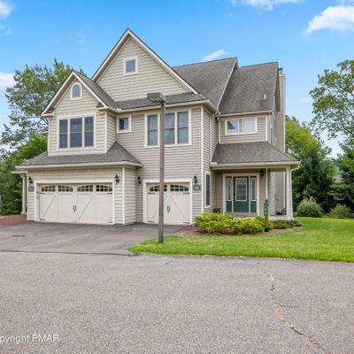 195 Sycamore Ct, Tannersville, PA 18372