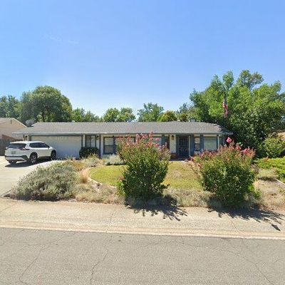 1991 Tiburon Dr, Redding, CA 96003