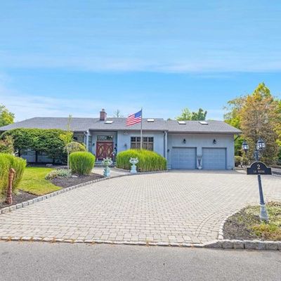 2 Laroche Ave, Harrington Park, NJ 07640