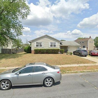 2 Spinning Wheel Ln, Clementon, NJ 08021