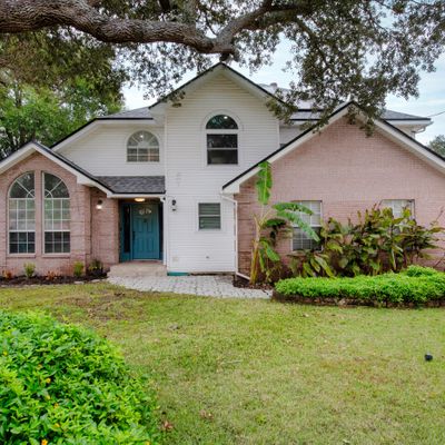 2 Shady Ln, Mary Esther, FL 32569