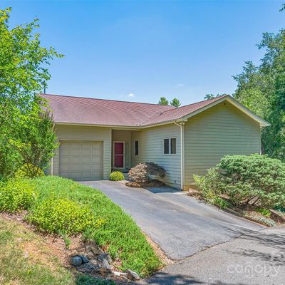 20 Spring Hollow Cir, Asheville, NC 28805