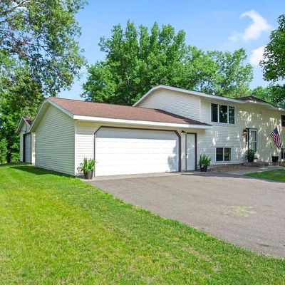 200 1 St St, Delano, MN 55328