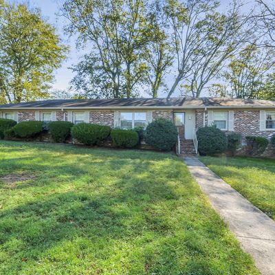 200 Sewanee Cir, Columbia, TN 38401