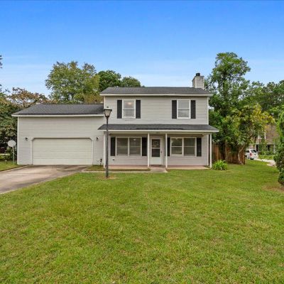 200 William St, Summerville, SC 29486