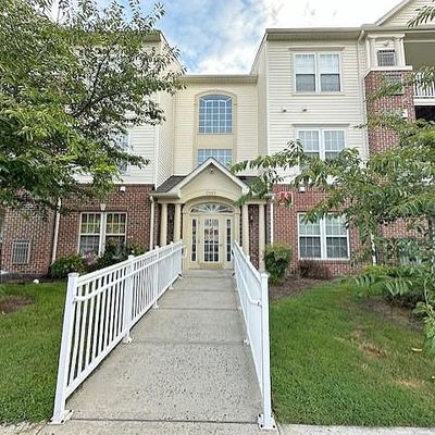 2002 Whispering Ponds Ct #2002 1, Salisbury, MD 21804