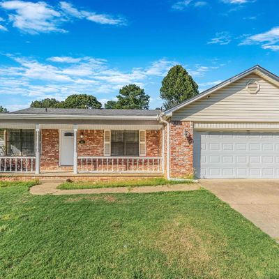 201 Autumnbrook Cir, Sherwood, AR 72120