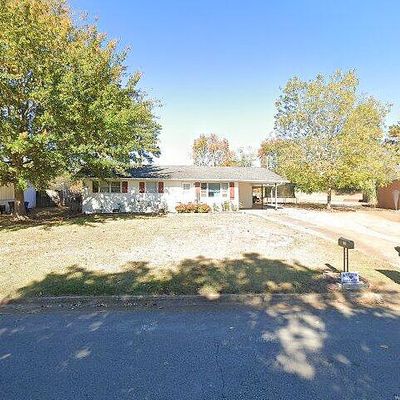 2011 Hixon Ave, Florence, AL 35630