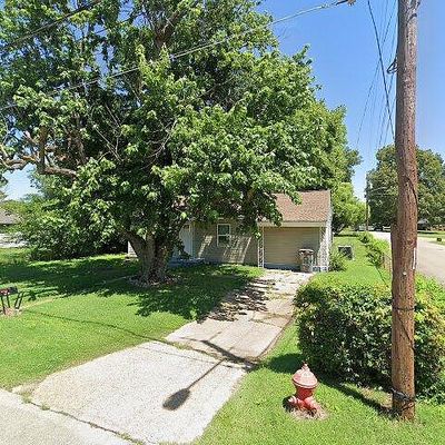 2012 Bradley St, Kennett, MO 63857