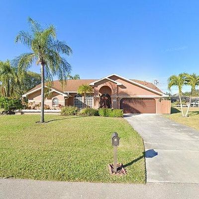 203 Se 37 Th Ln, Cape Coral, FL 33904