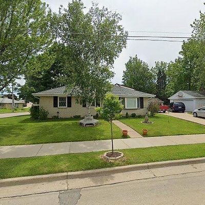 2031 Mount Pleasant St, Racine, WI 53404