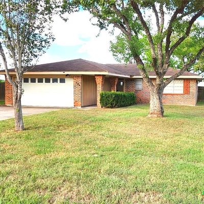 204 Eleanor St, Victoria, TX 77904