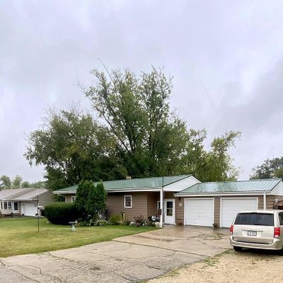 2044 Vernon Ave, Beloit, WI 53511