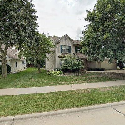 2500 Village Ln #D, Oshkosh, WI 54904