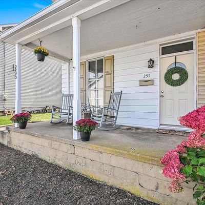 255 W 2 Nd St, Hummelstown, PA 17036