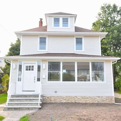 26 Haring St, Bergenfield, NJ 07621