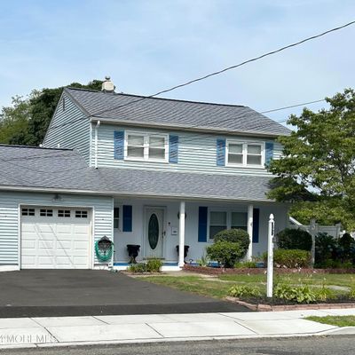 26 N Main St, Farmingdale, NJ 07727