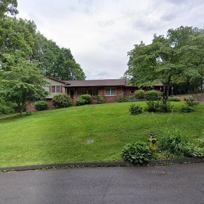 260 Collingwood Dr, Bristol, TN 37620