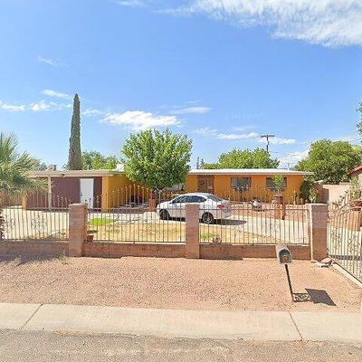 2601 W Capistrano Rd, Tucson, AZ 85746