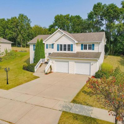 270 Amber Dr, Whitewater, WI 53190