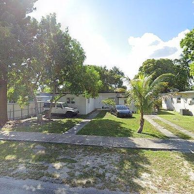 270 Nw 104 Th St, Miami, FL 33150